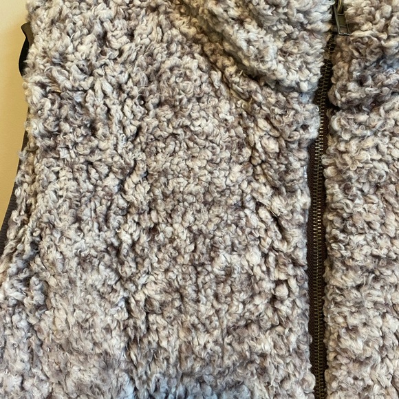 Entro Brown and cream fur vest 2 x - Picture 4 of 5